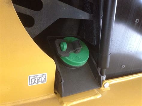 cat skid steer fuel cap